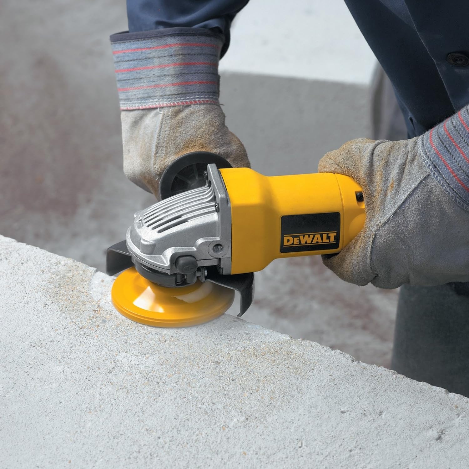 image:imageDEWALT DW4770 4Inch Grinding Cup Wheel GP