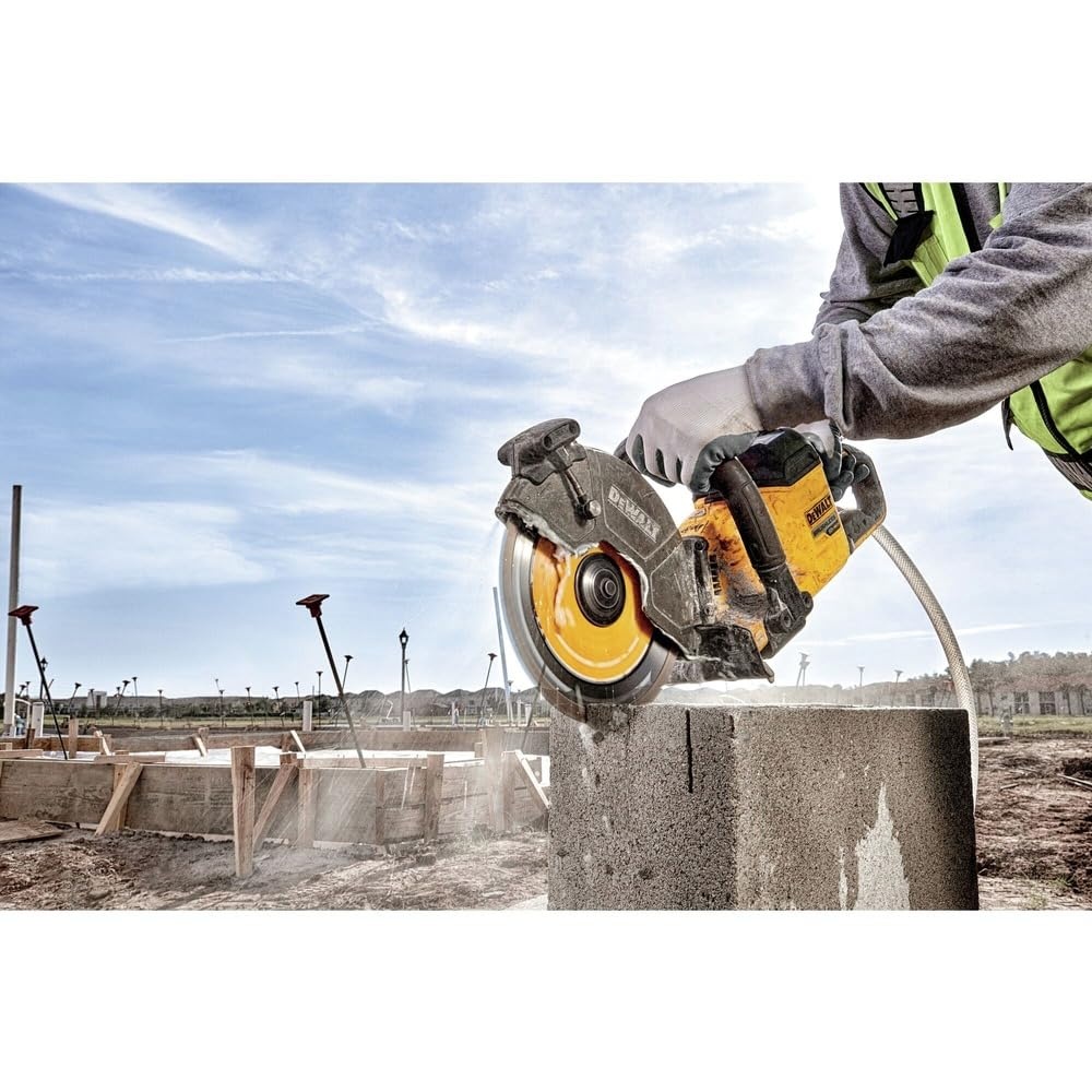 image:imageDEWALT Diamond Saw Blade Concrete and Masonry Blade Segmented 9inch DW47924One Size